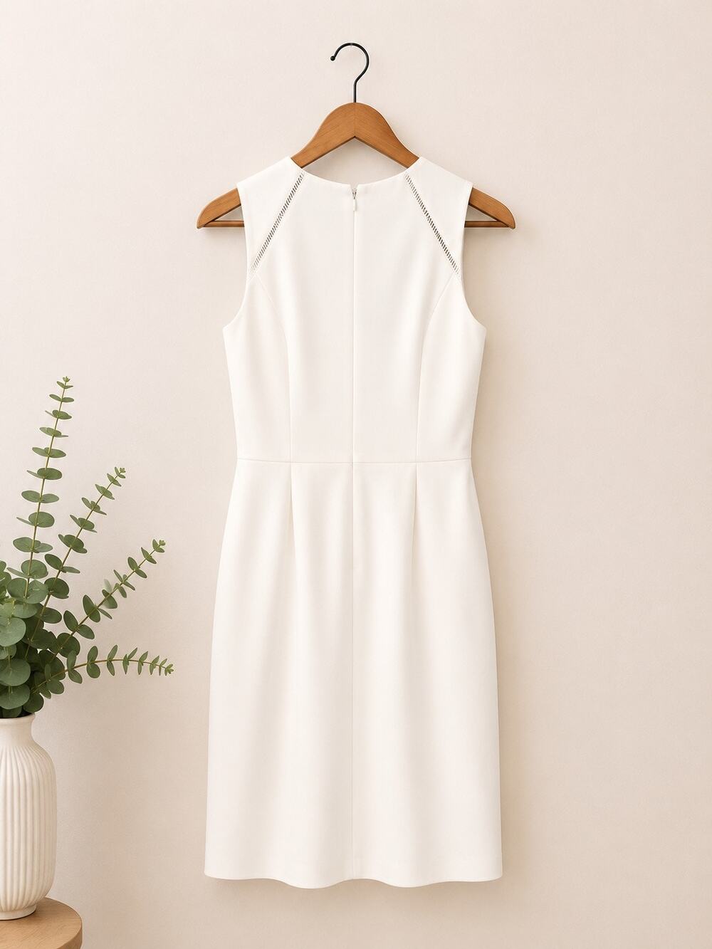 J Crew White Coastal Minimalist Fitted Dress Size 8 Executive Sheath Preppy